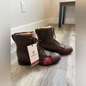 NWT Ariat Women’s Heritage Lacer II Boots | Size: 8 | Color: Distressed Brown